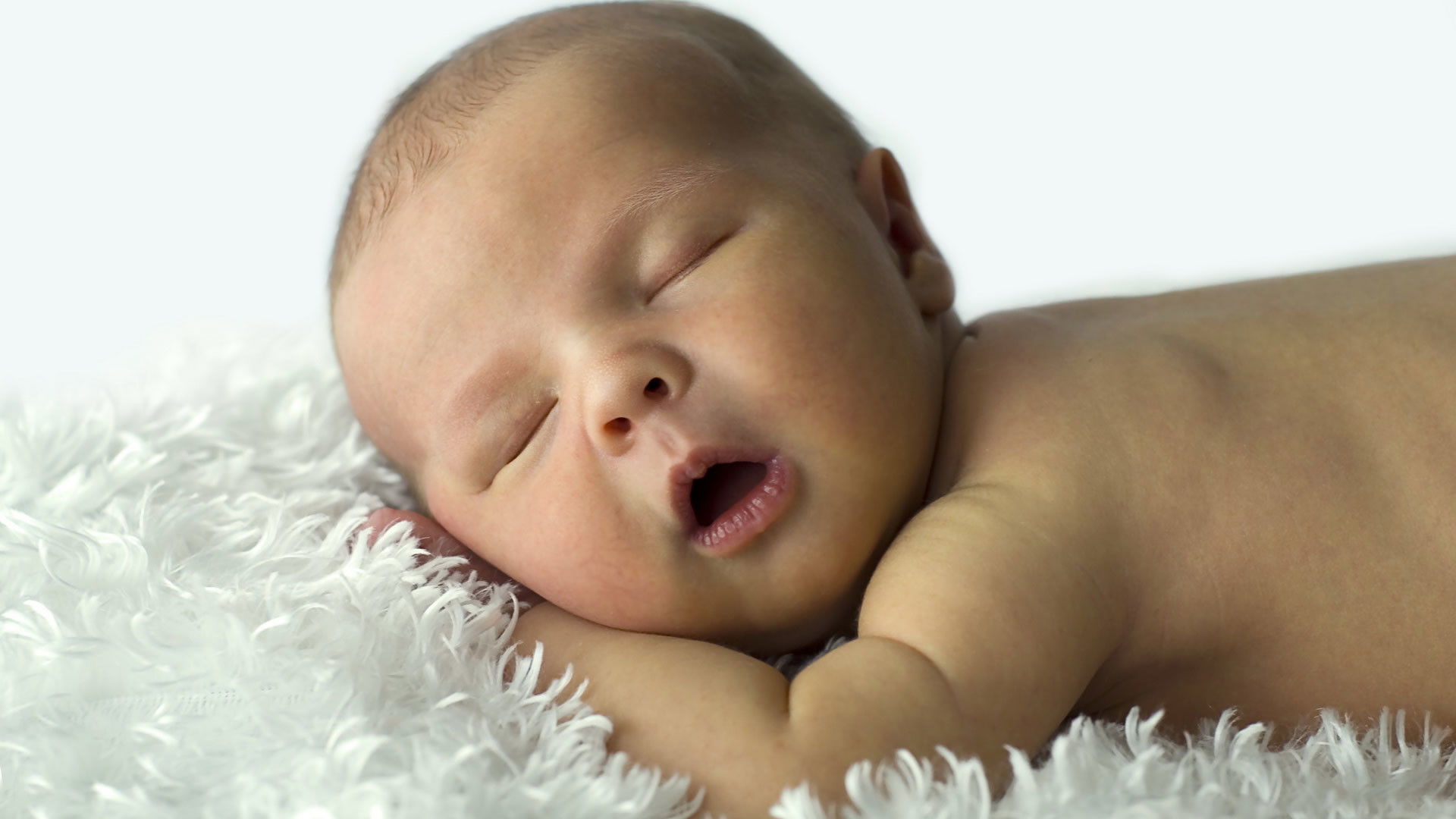 Family With Newborn Baby Vanishes: CCTV Captures Sighting 250 Miles Away!